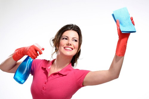Local house clearance team working efficiently in a Knightsbridge property